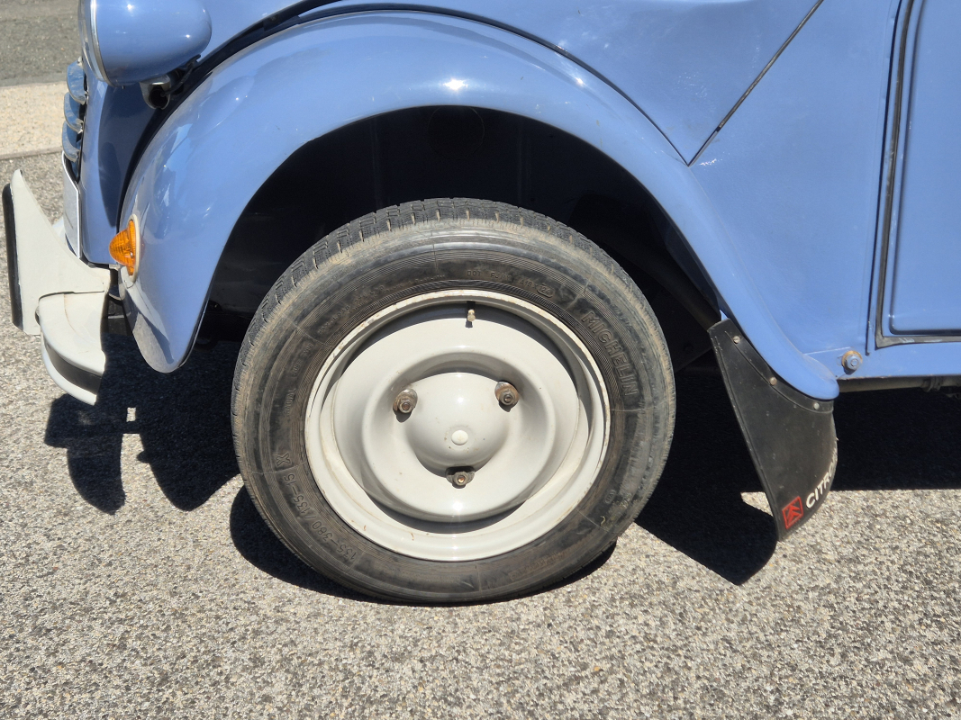 Citroen 2CV — 9