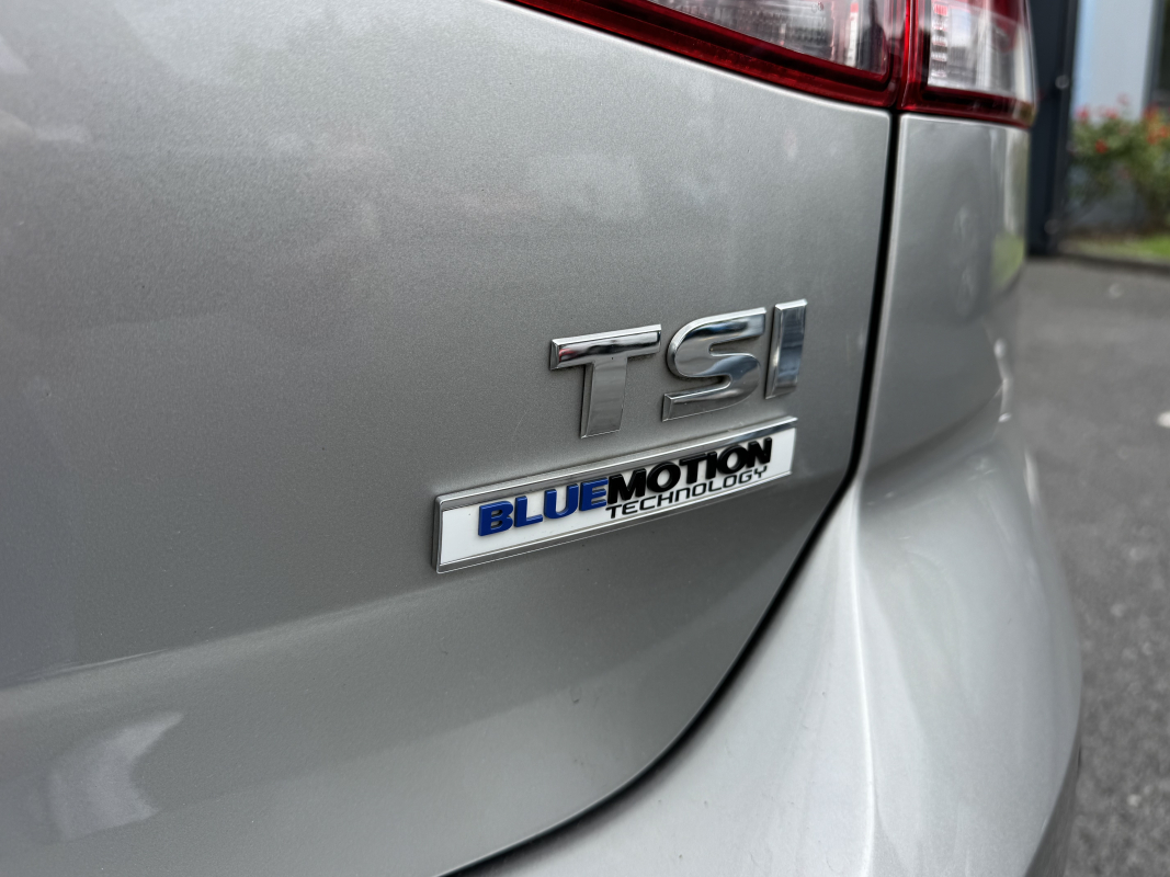 Volkswagen Golf — 30