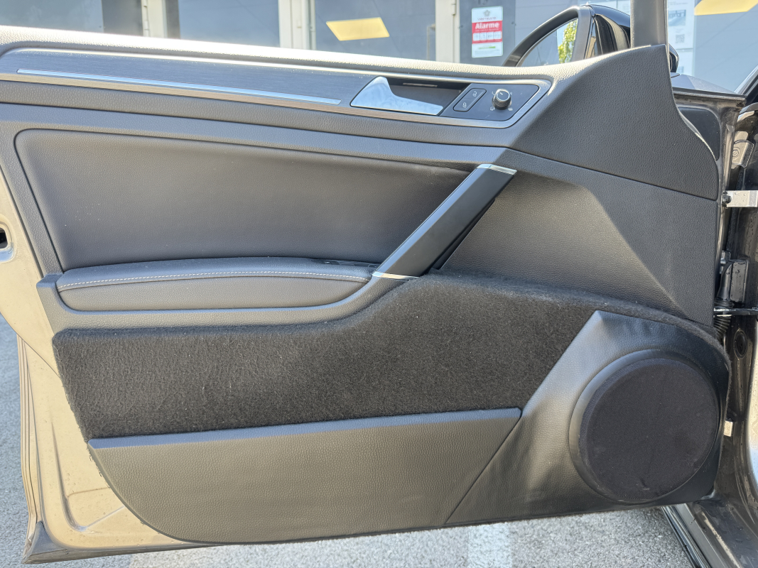Volkswagen Golf — 14