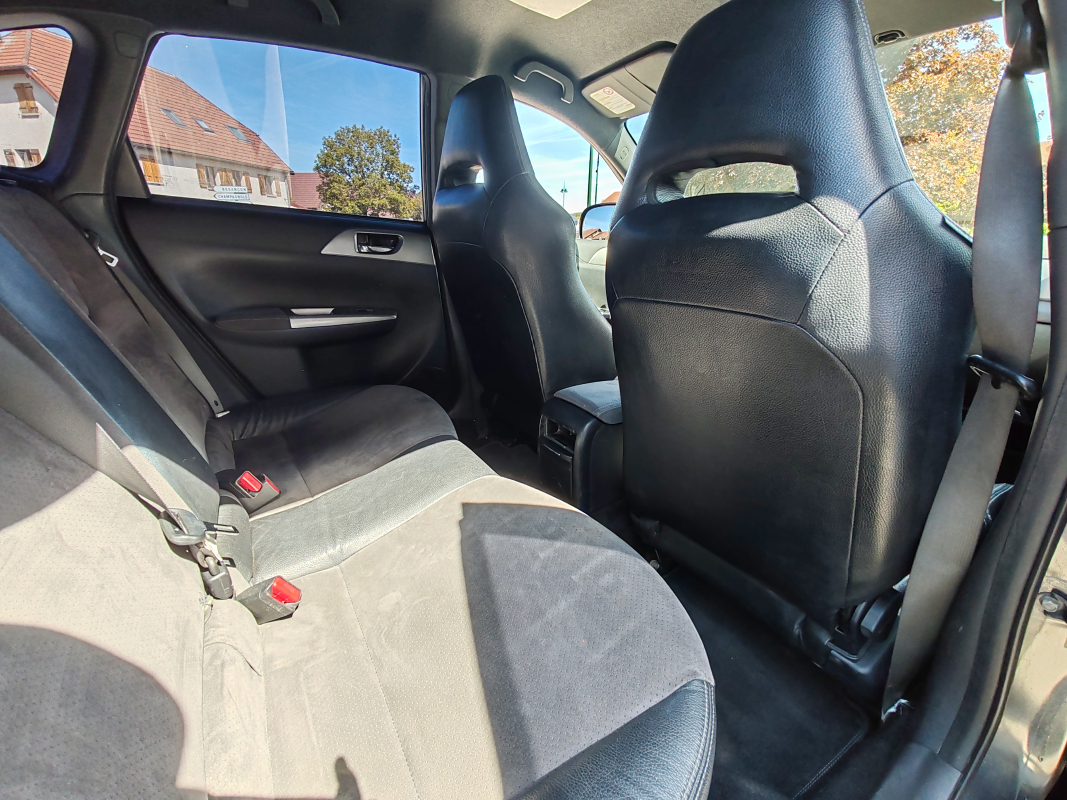 Subaru Impreza — 20