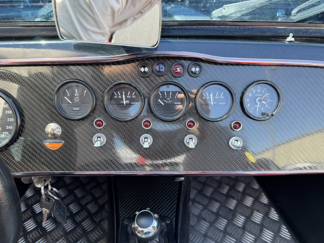 Martin Seven — 10