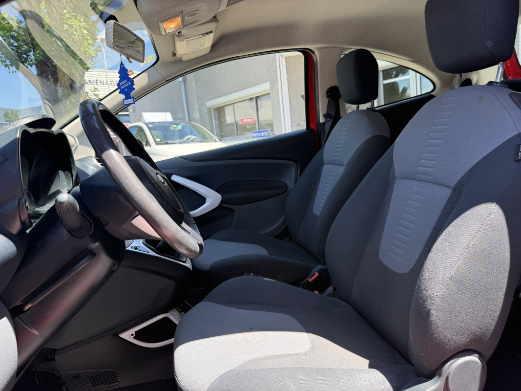 Ford Ka — 10
