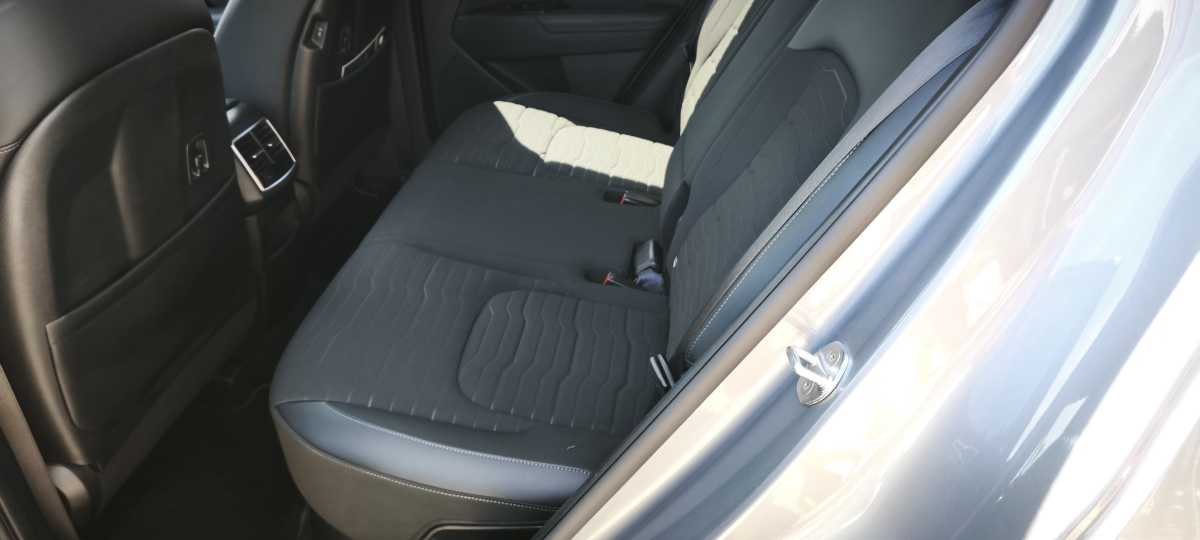 Kia Sportage — 25