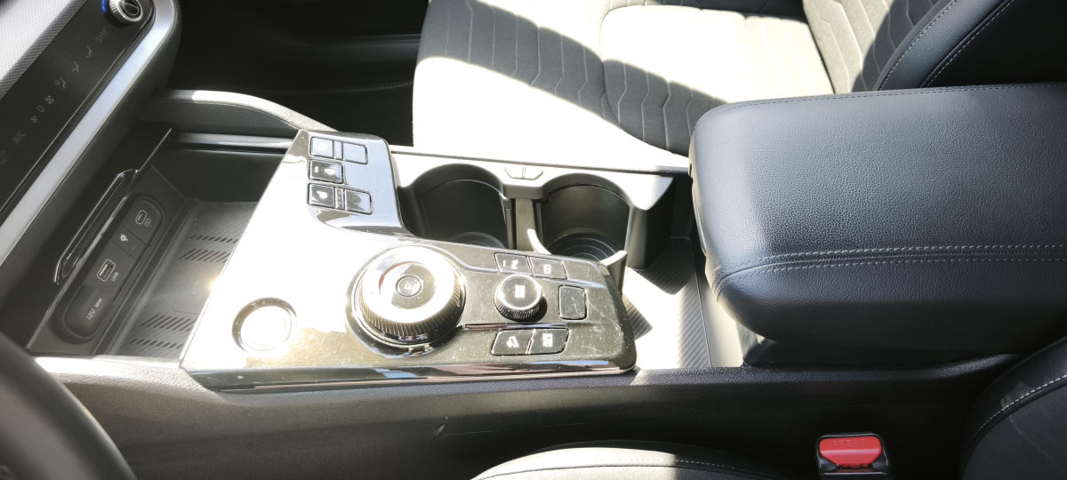 Kia Sportage — 27