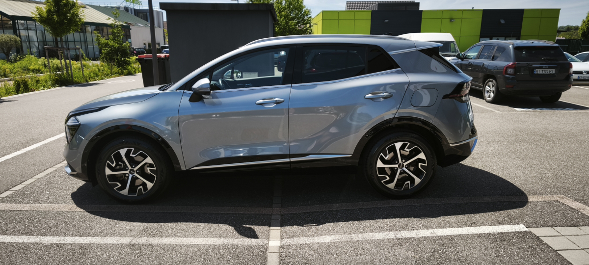 Kia Sportage — 4
