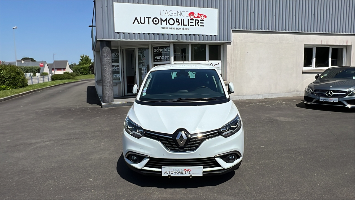Renault Scenic — 3