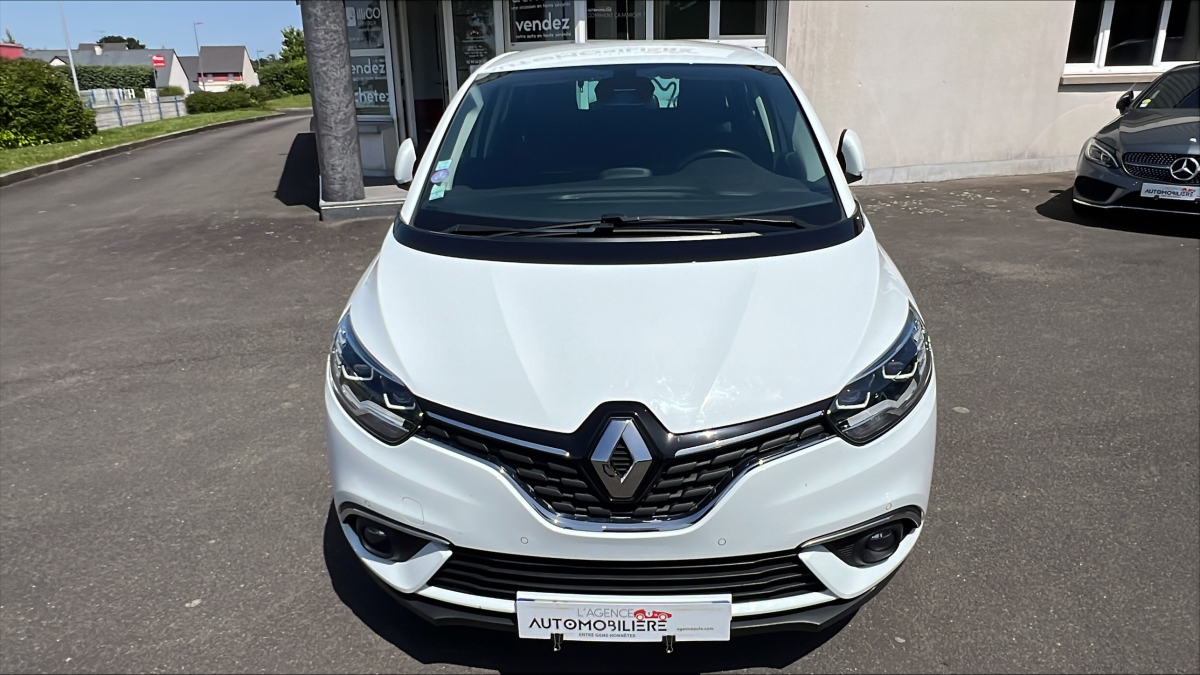 Renault Scenic — 4