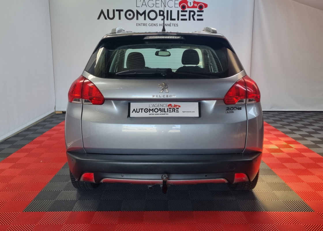 Peugeot 2008 — 6
