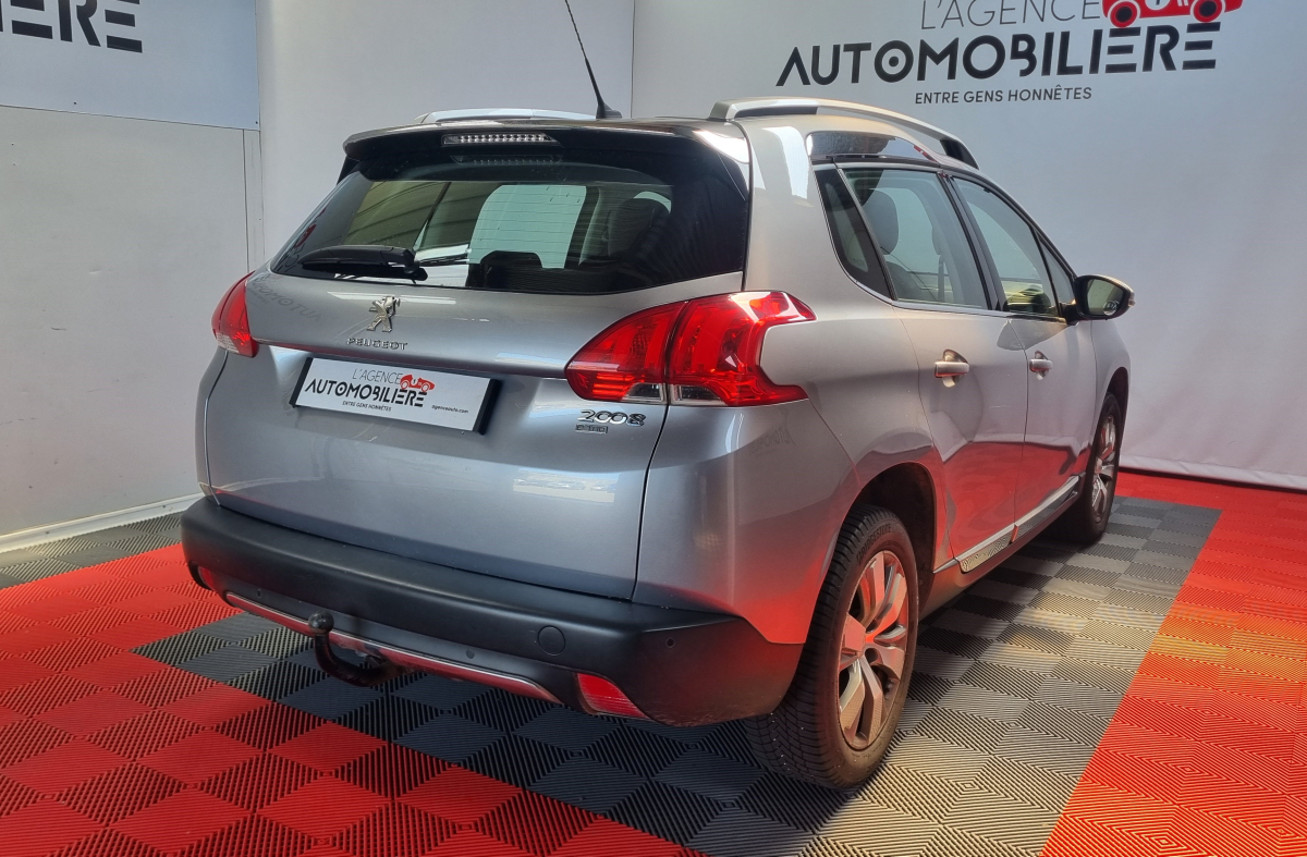 Peugeot 2008 — 5