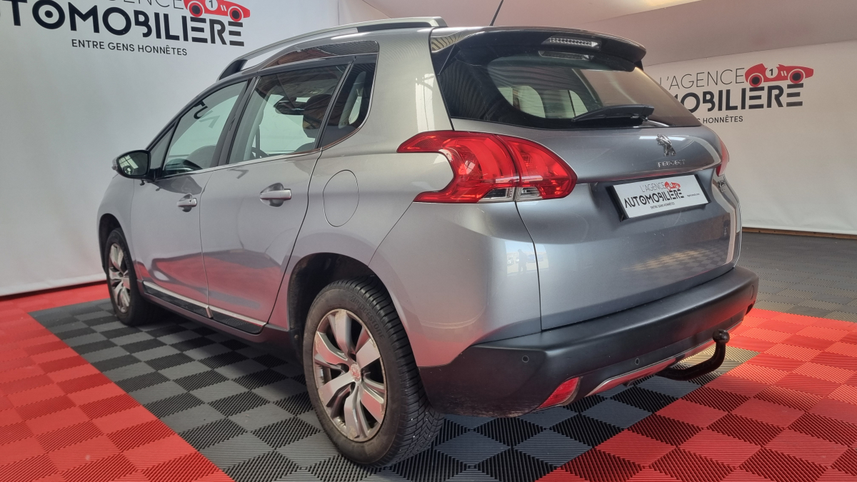 Peugeot 2008 — 7