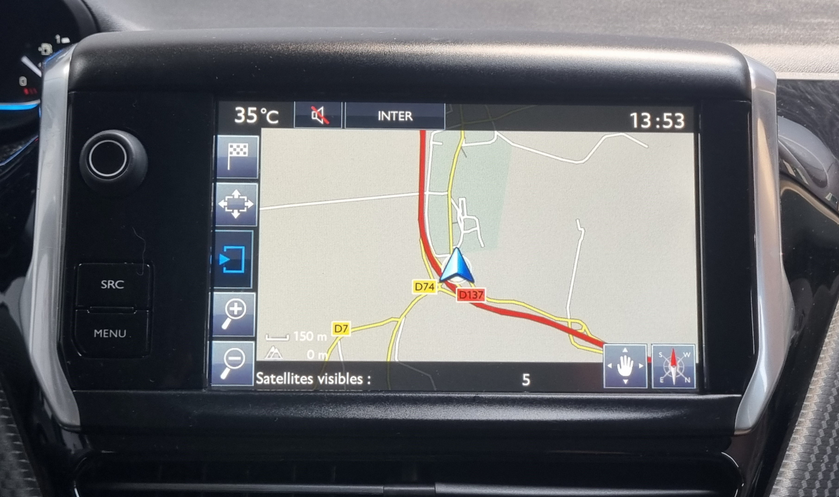 Peugeot 2008 — 23