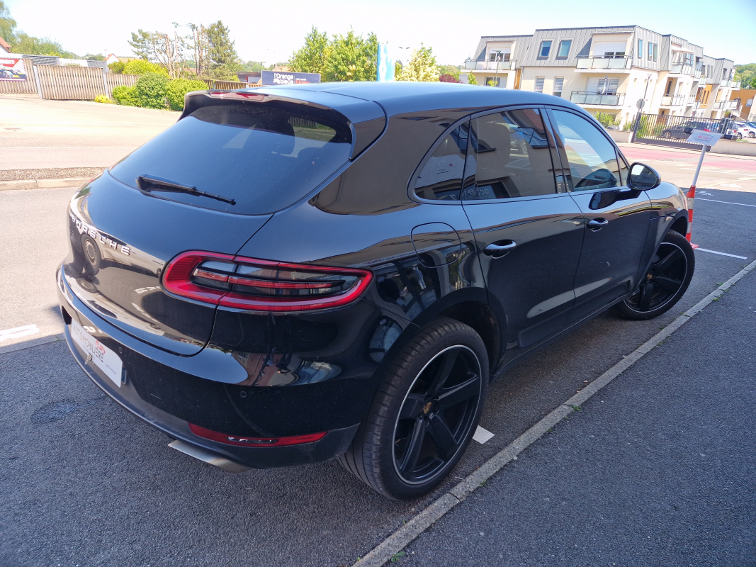 Porsche Macan — 5