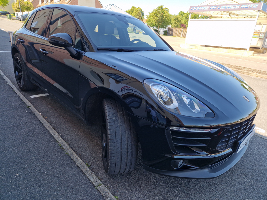Porsche Macan — 7