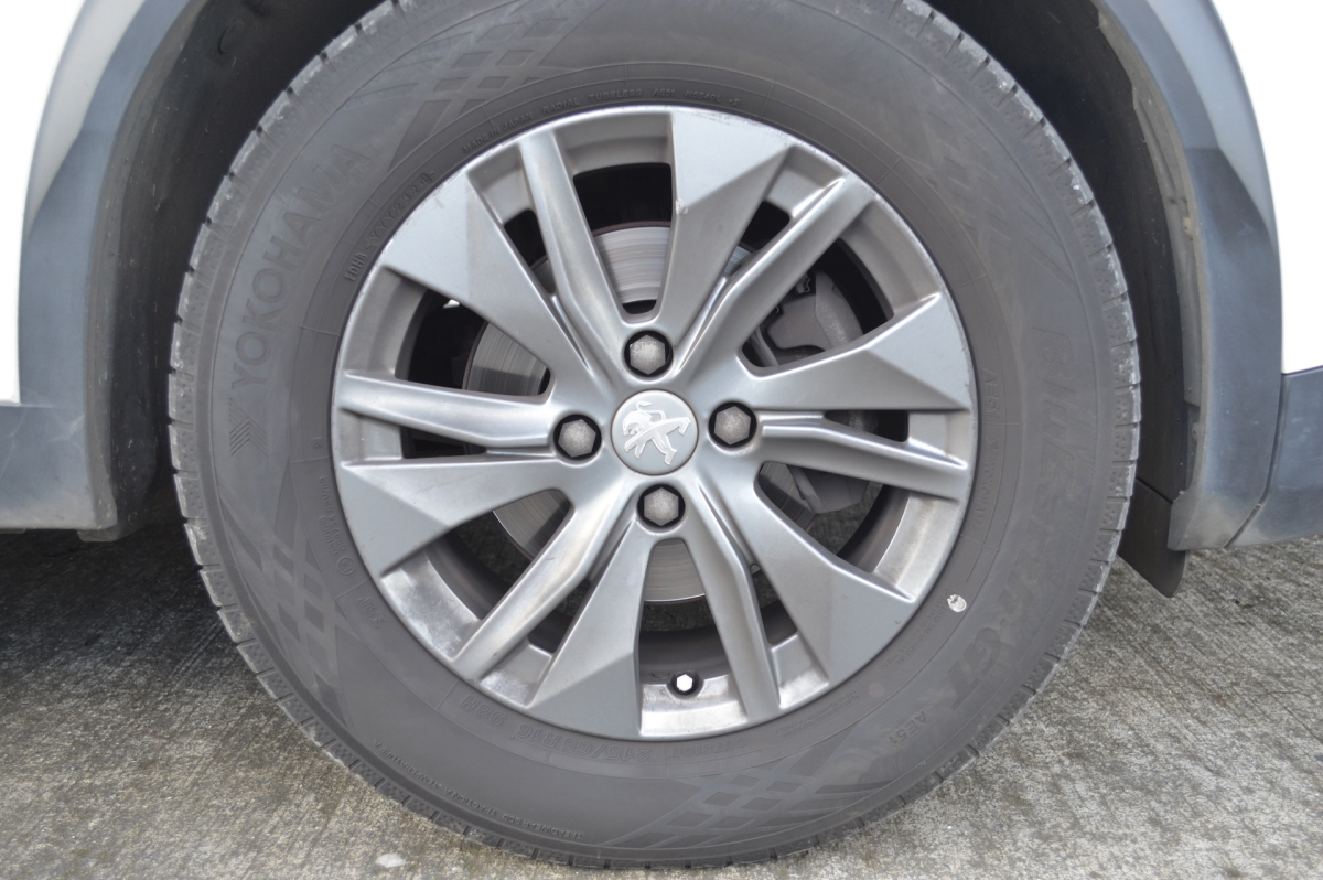 Peugeot 2008 — 14