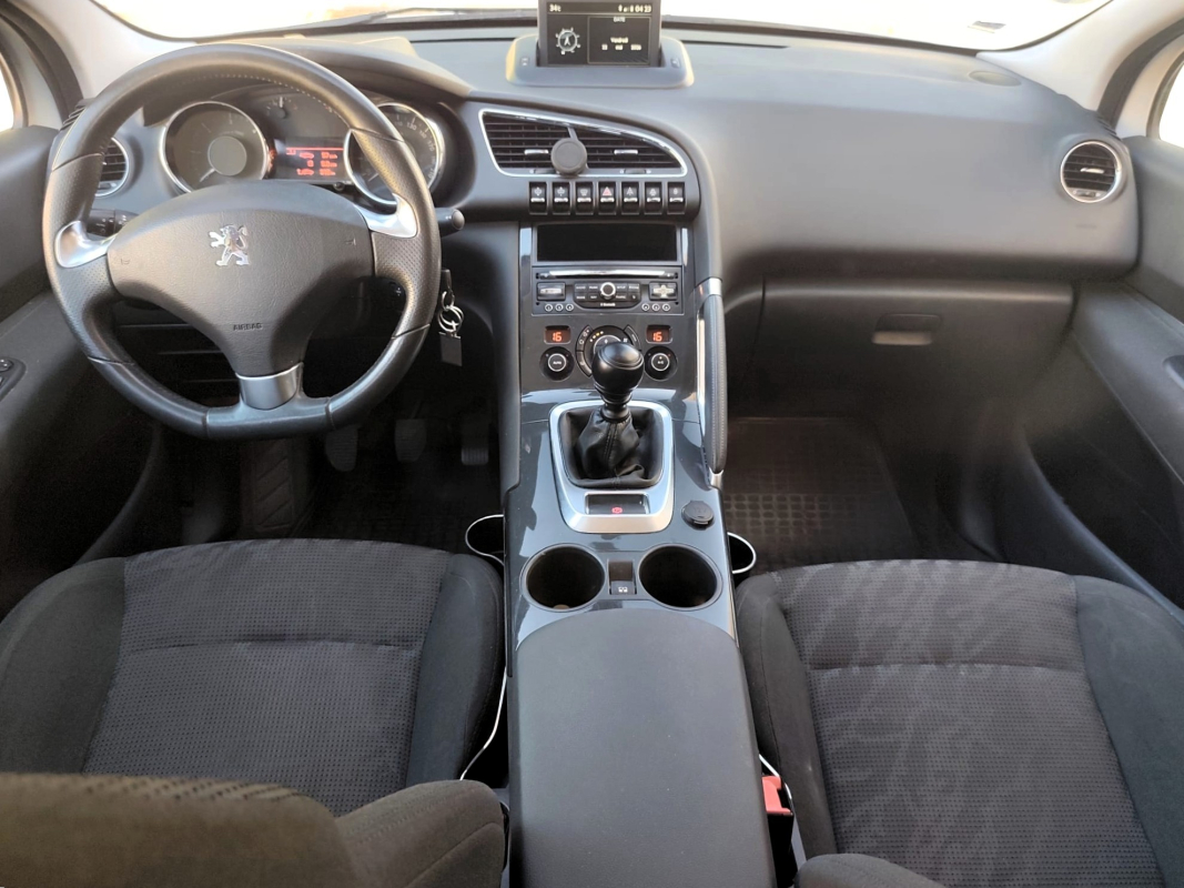 Peugeot 3008 — 9