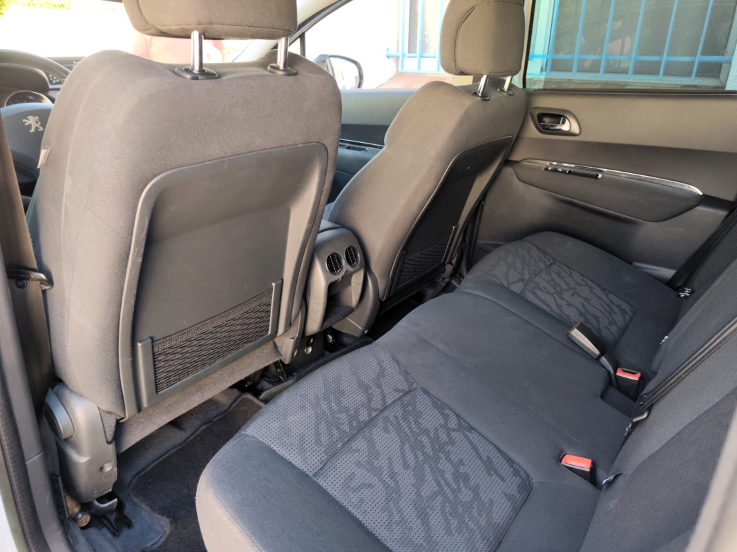 Peugeot 3008 — 16