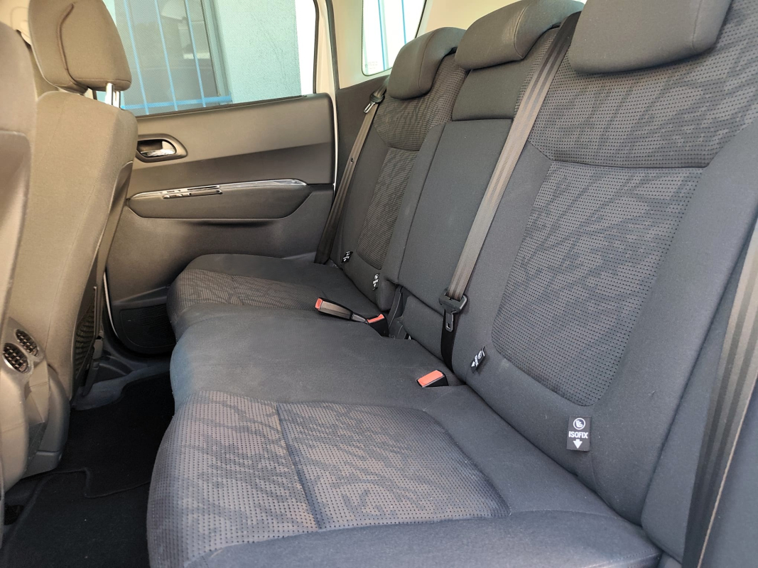 Peugeot 3008 — 15