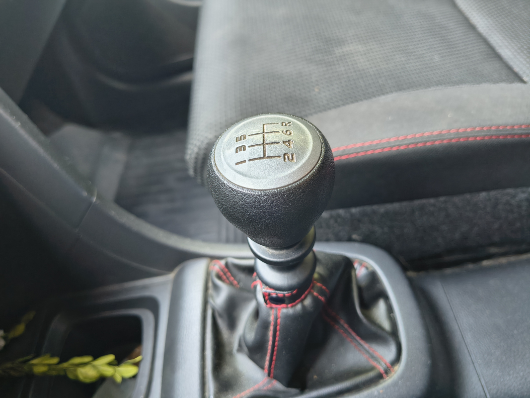 Suzuki Swift — 14