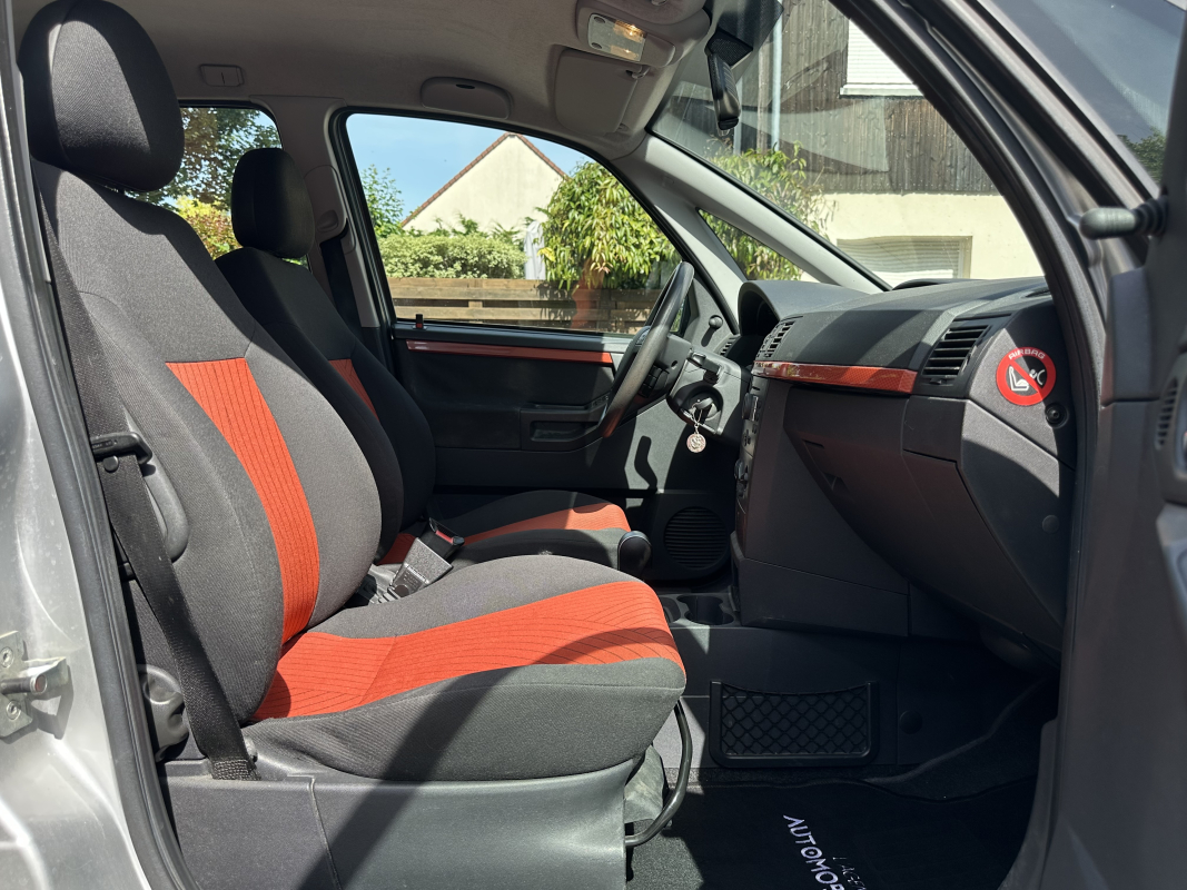 Opel Meriva — 15