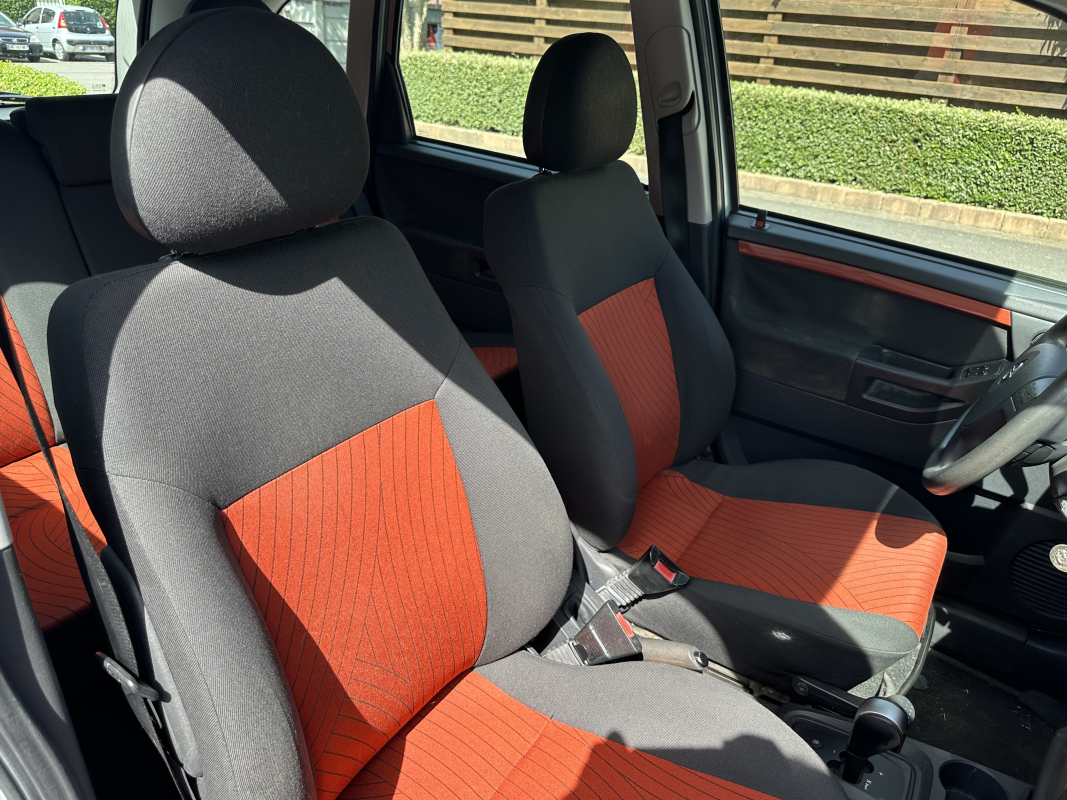 Opel Meriva — 38