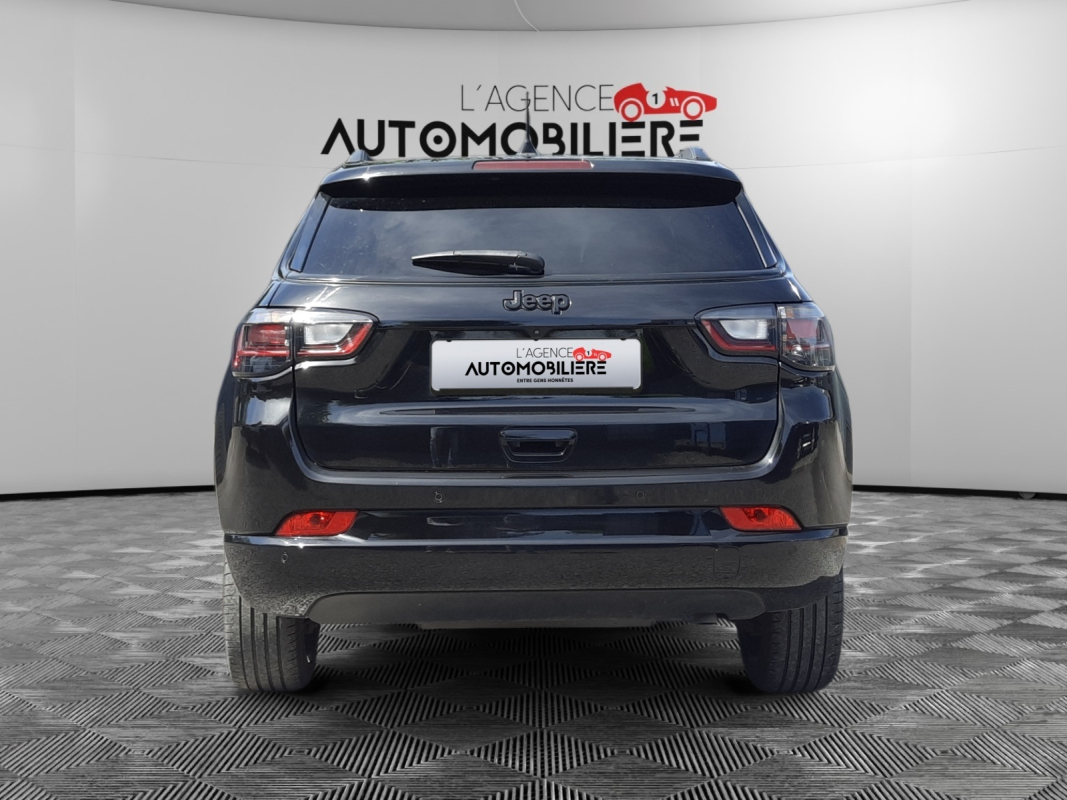 Jeep Compass — 6