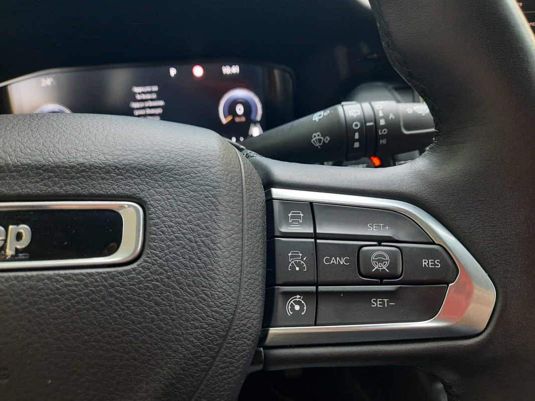 Jeep Compass — 14
