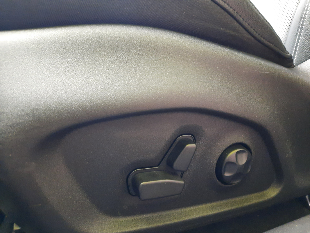 Jeep Compass — 10