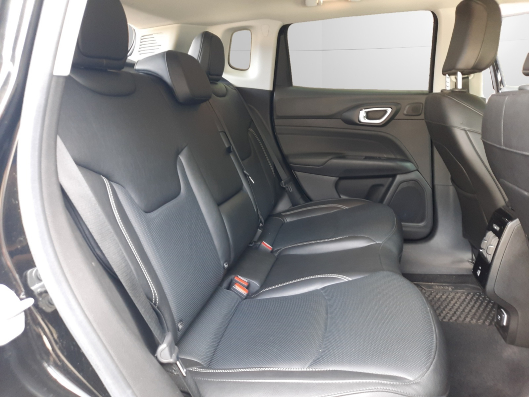 Jeep Compass — 30