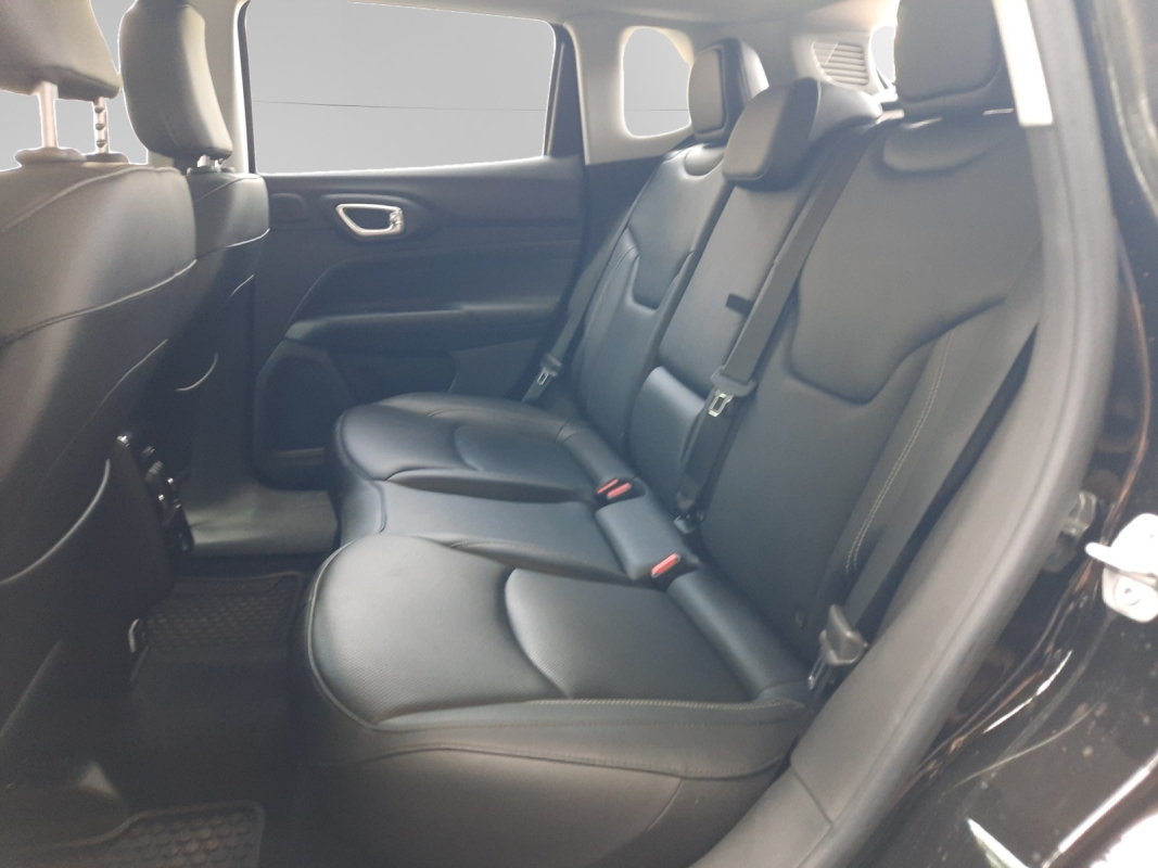 Jeep Compass — 31