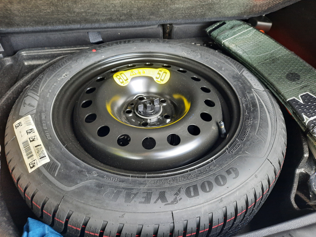 Jeep Compass — 35