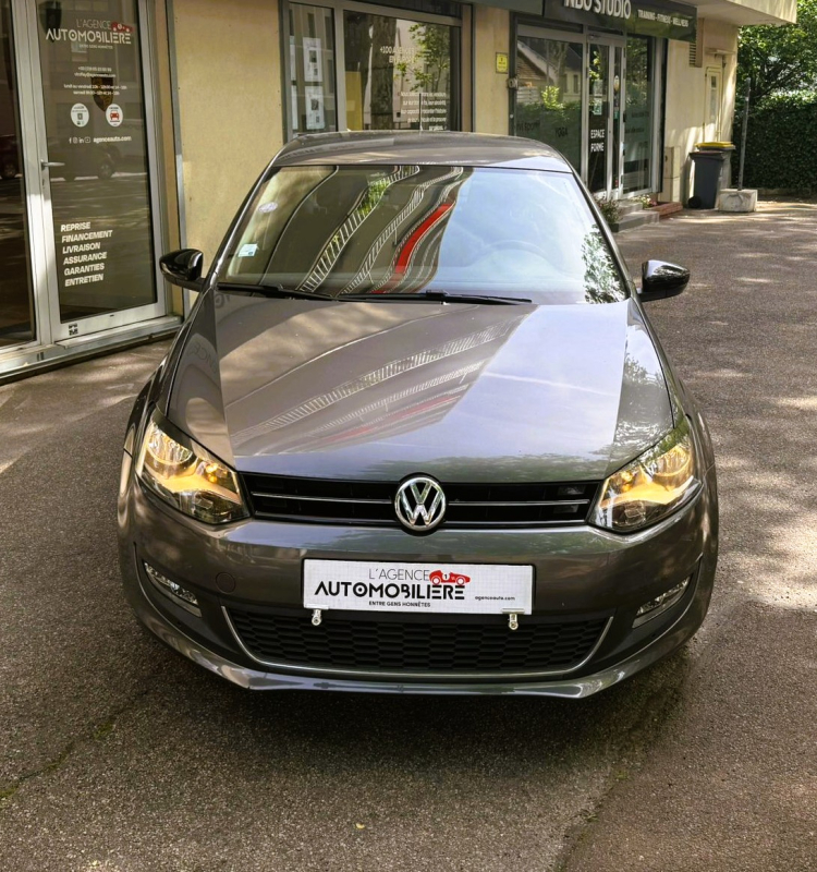 Volkswagen Polo — 2
