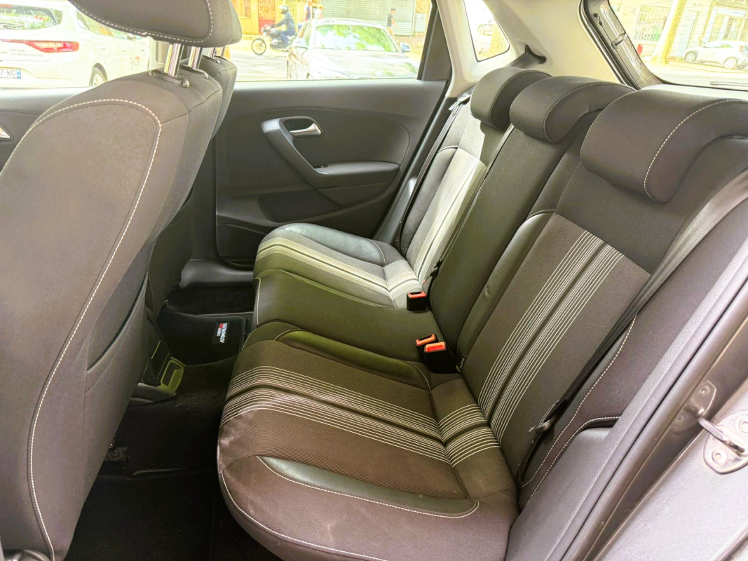 Volkswagen Polo — 11