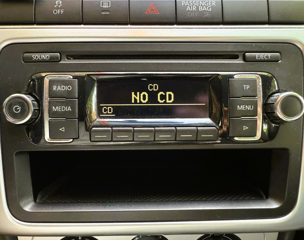 Volkswagen Polo — 16