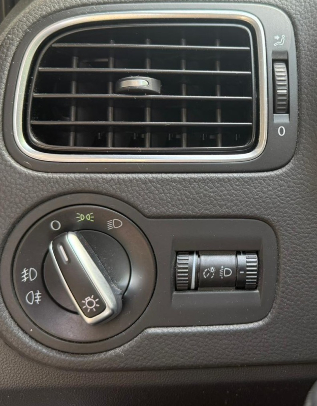 Volkswagen Polo — 17