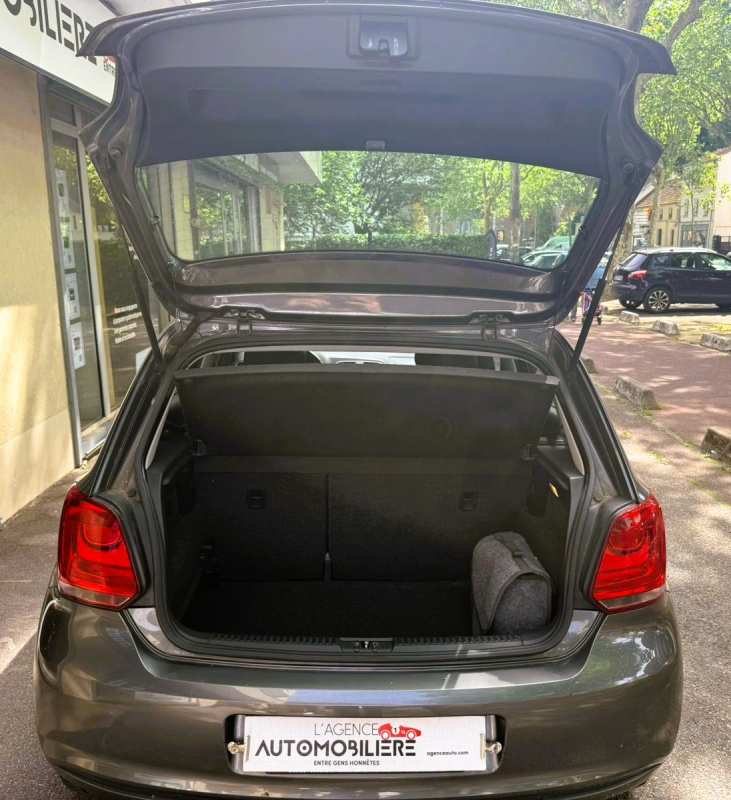 Volkswagen Polo — 19
