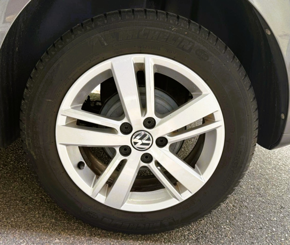 Volkswagen Polo — 24