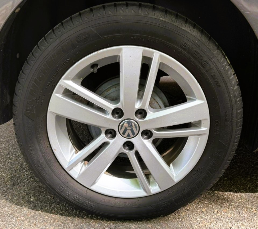 Volkswagen Polo — 25