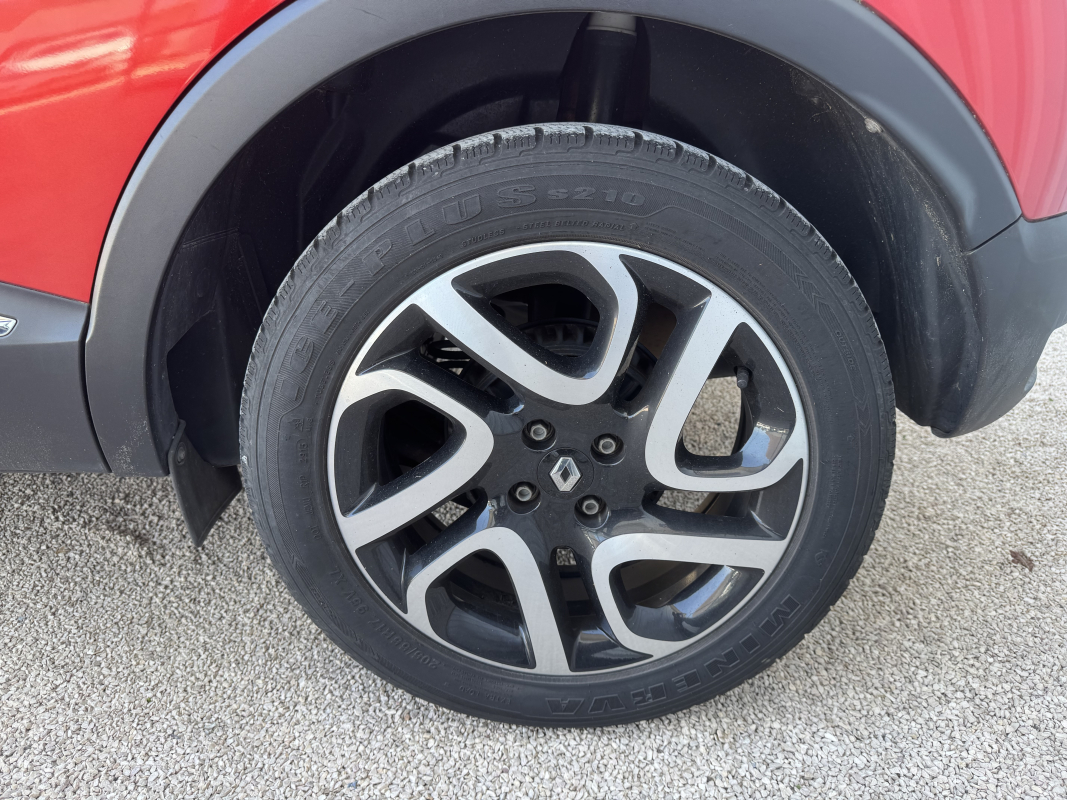 Renault Captur — 25