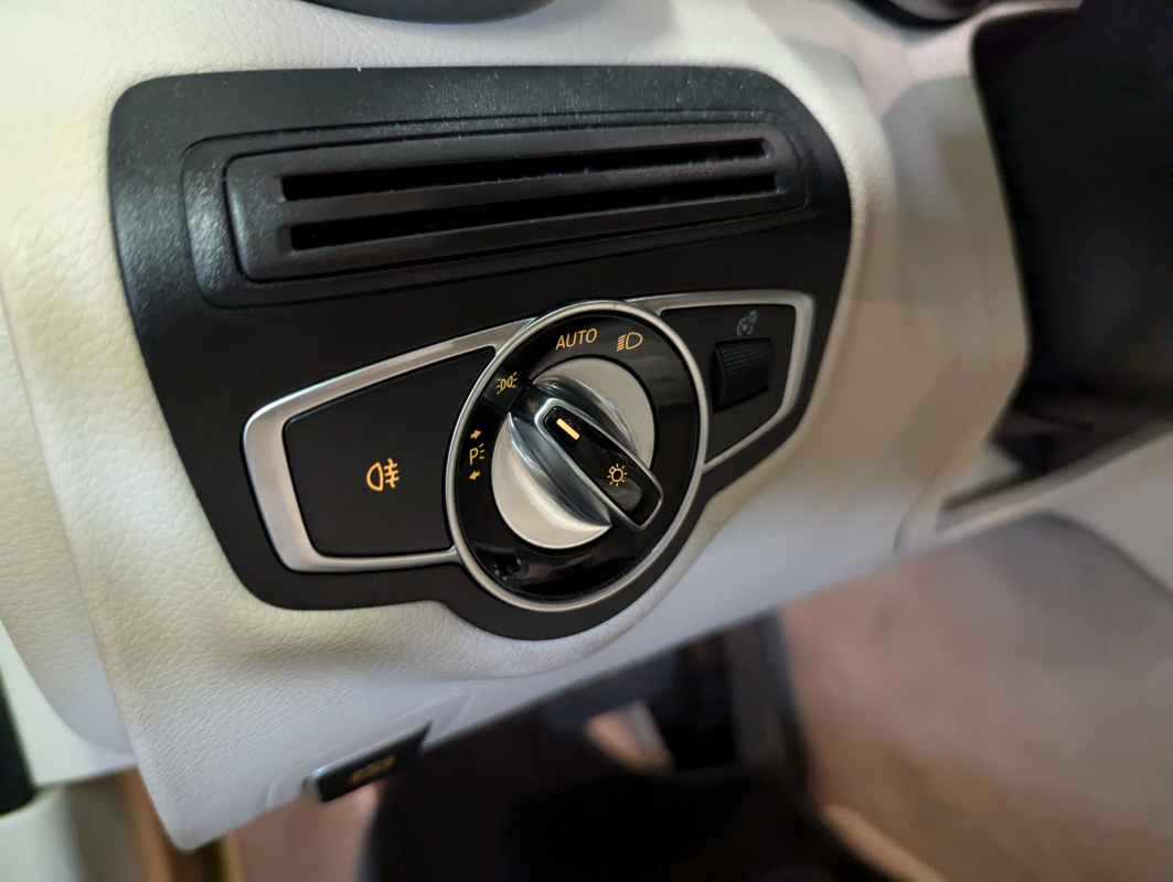 Mercedes Classe C — 14