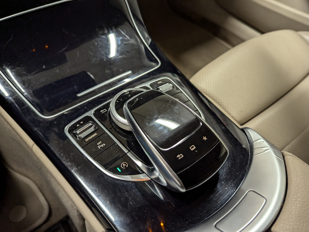 Mercedes Classe C — 21