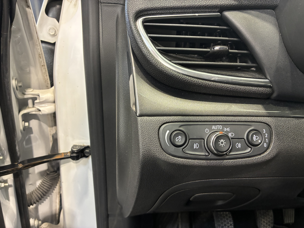 Opel Mokka X — 25