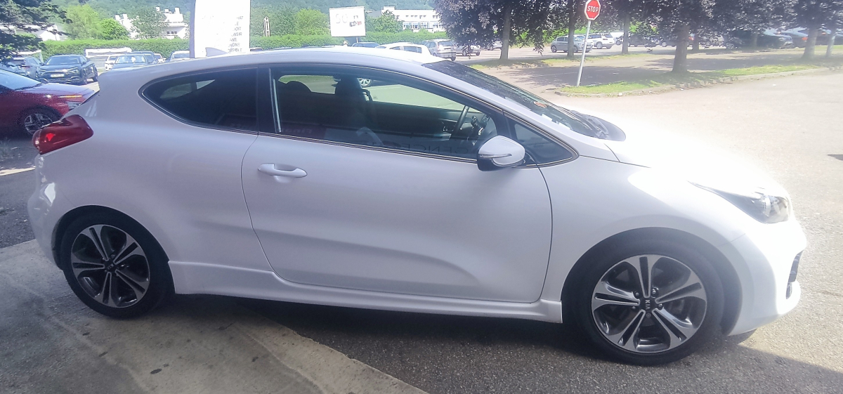Kia Ceed — 7