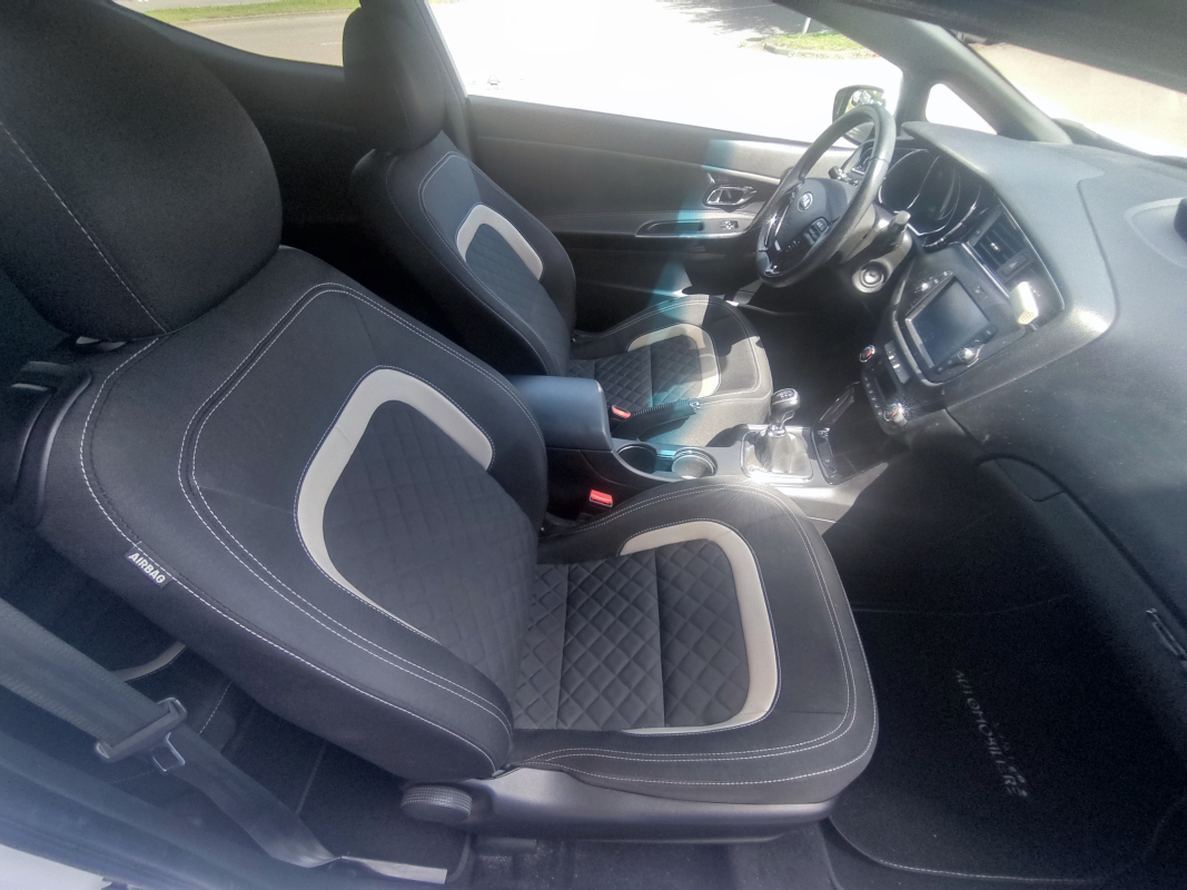 Kia Ceed — 14