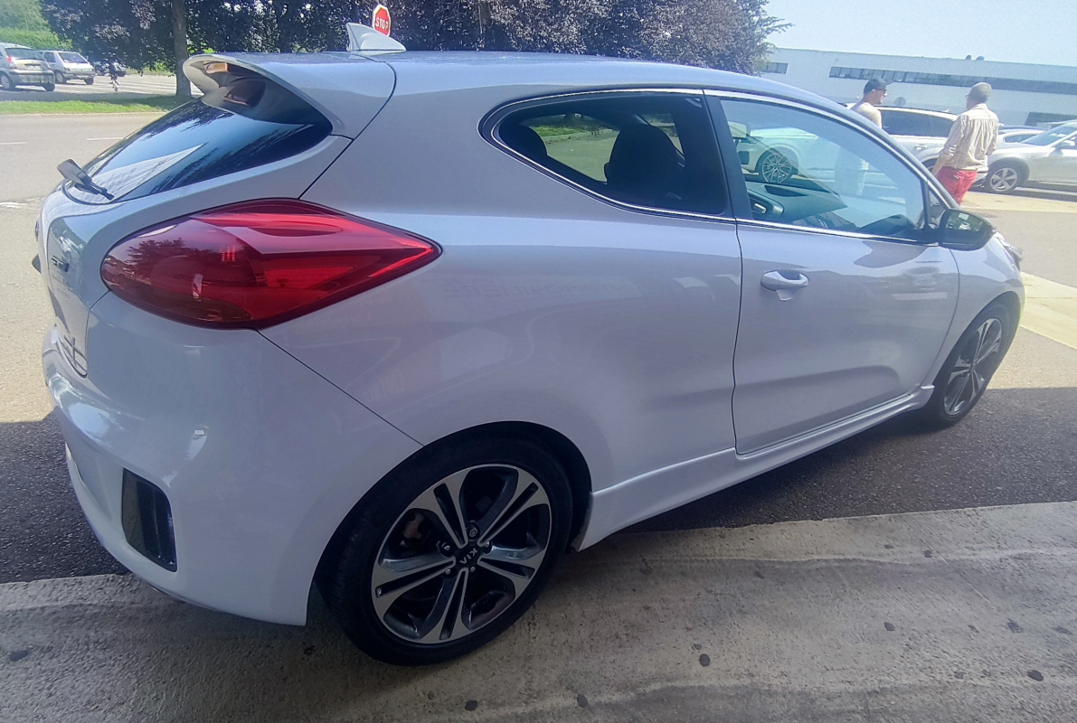 Kia Ceed — 21