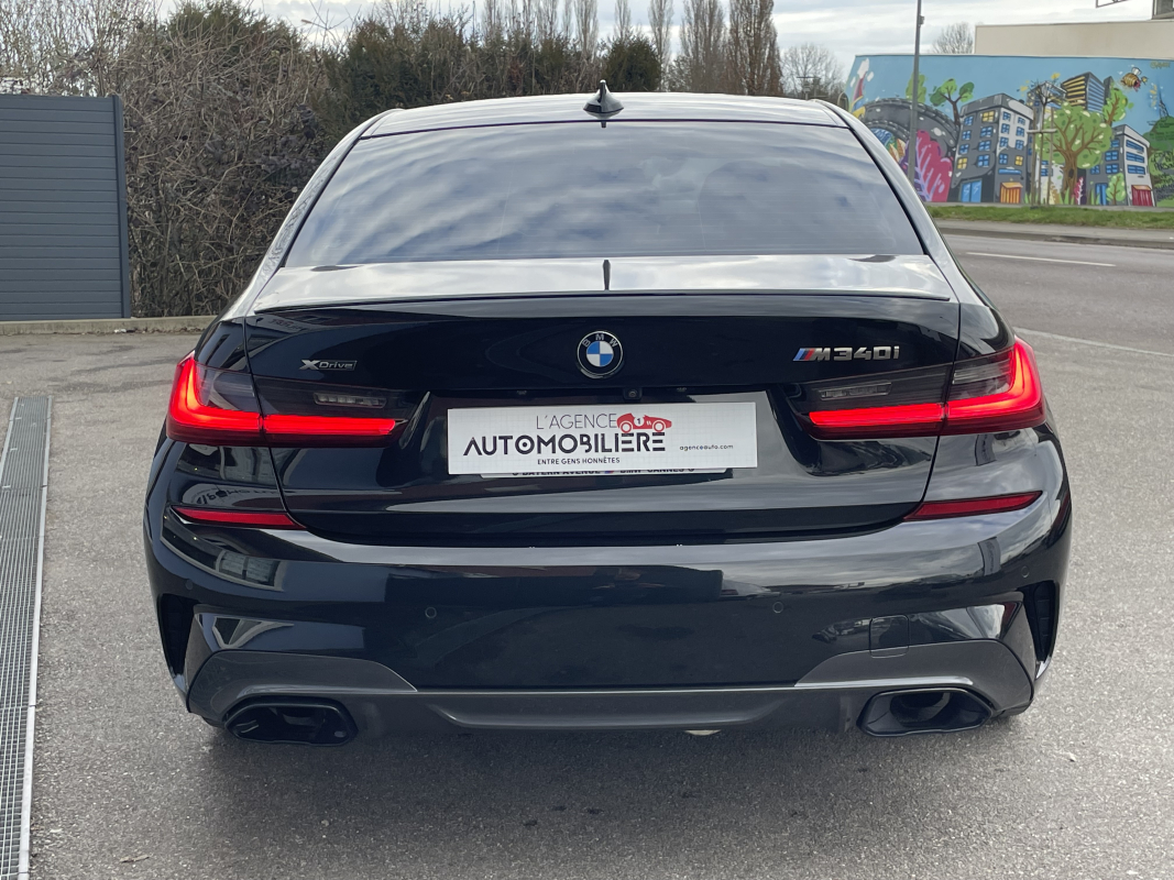 Bmw Bmw Serie 3 — 7