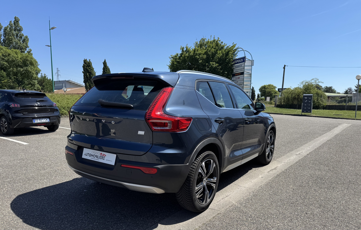 Volvo XC40 — 5