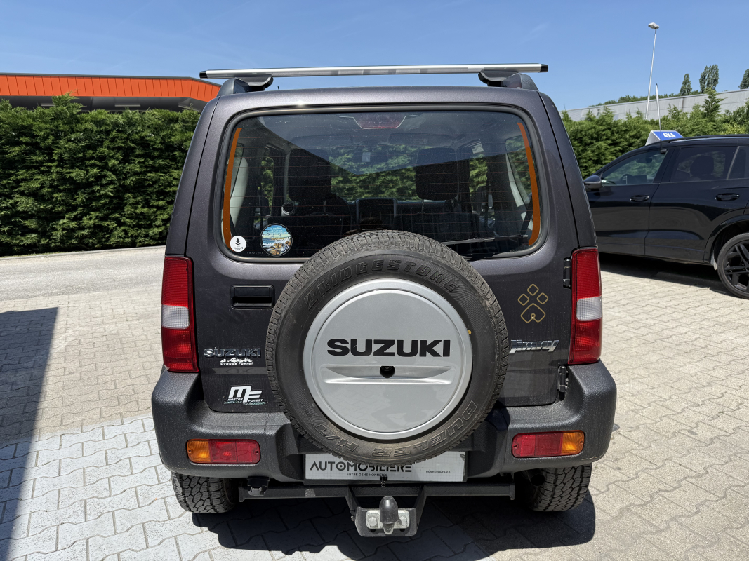 Suzuki Jimny — 4