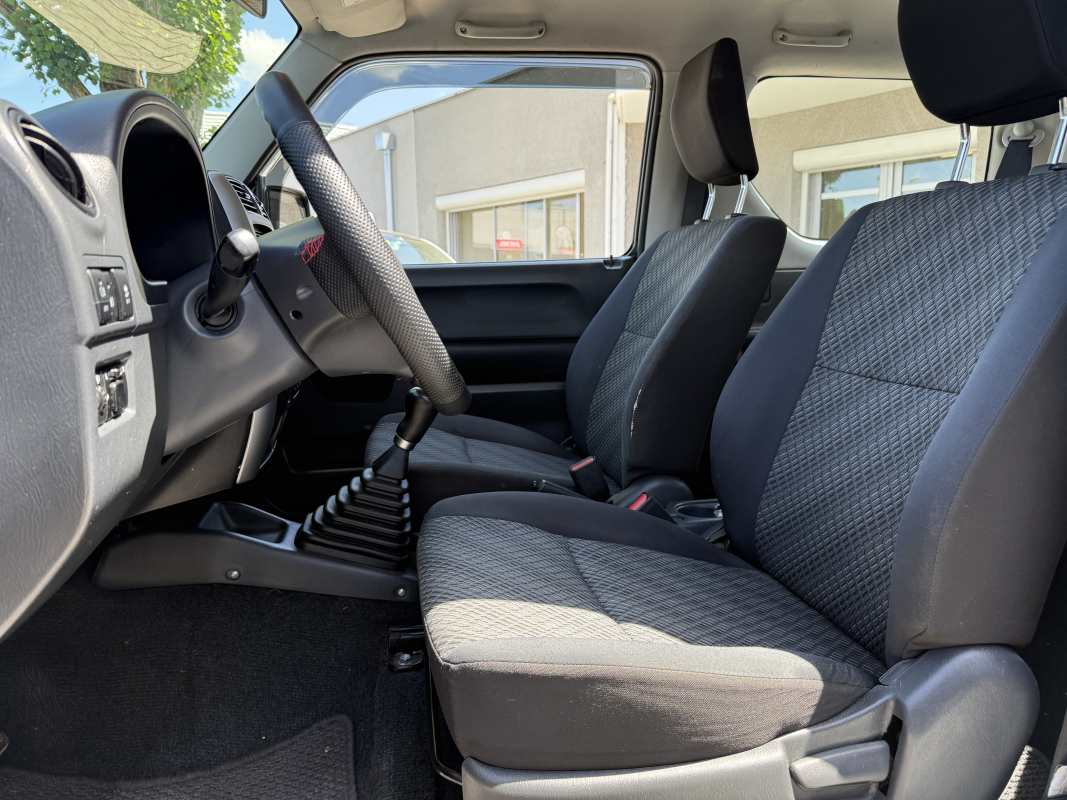 Suzuki Jimny — 8