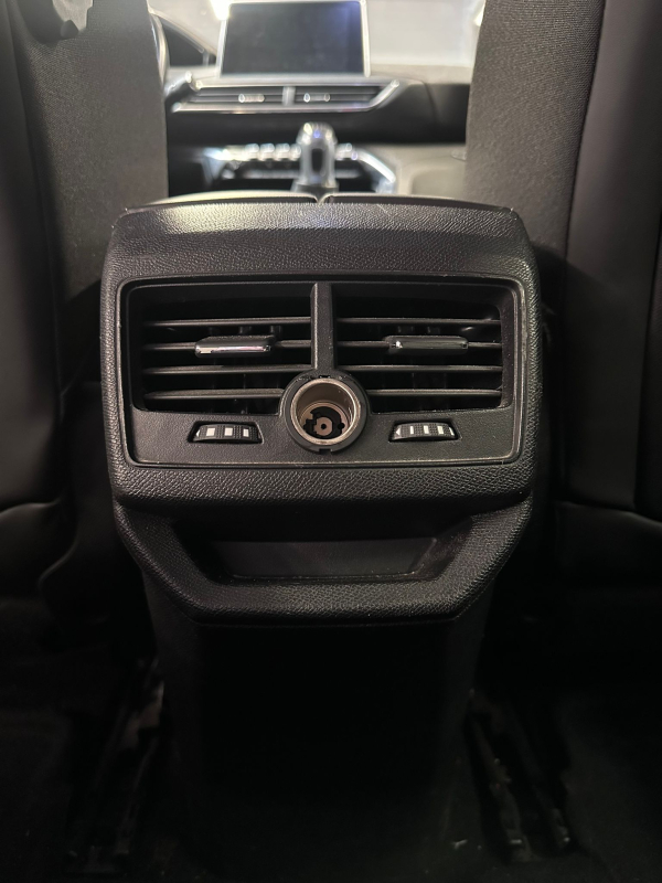 Peugeot 3008 — 24