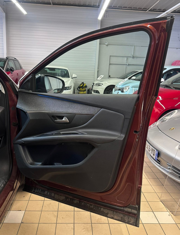 Peugeot 3008 — 29